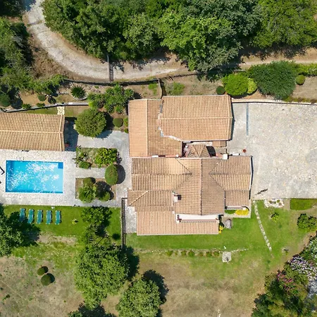 Thea Villa Puládesz
